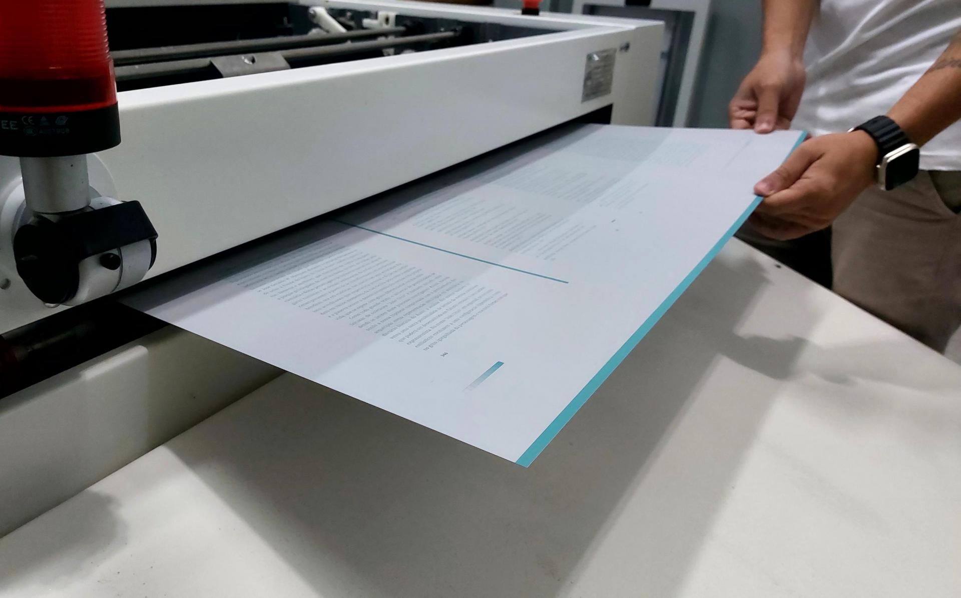 Imprensa Oficial Graciliano Ramos explica como diferenciar a impressão digital e offset
