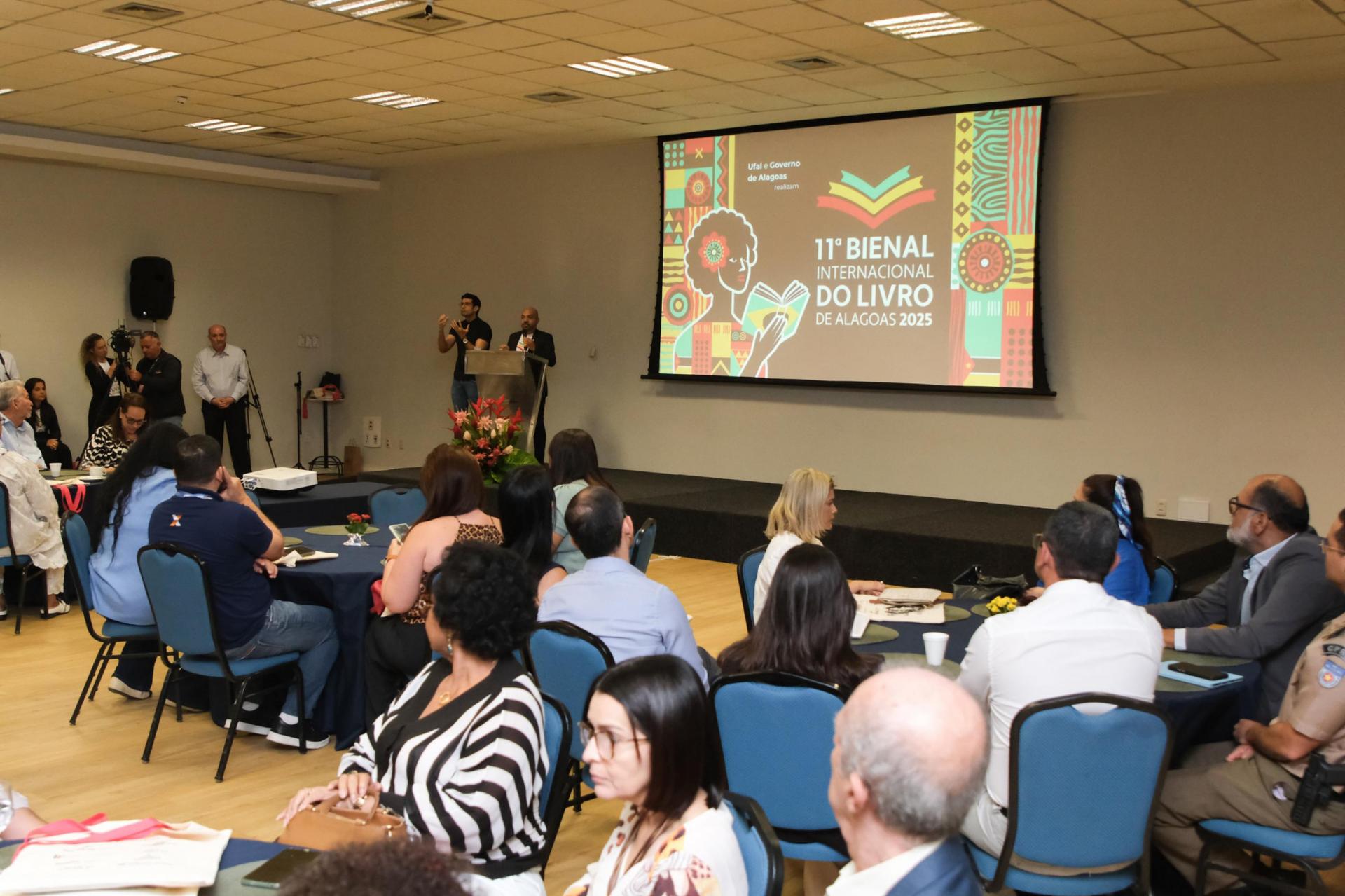 Ufal e Governo de Alagoas lançam a 11ª edição da Bienal Internacional do Livro