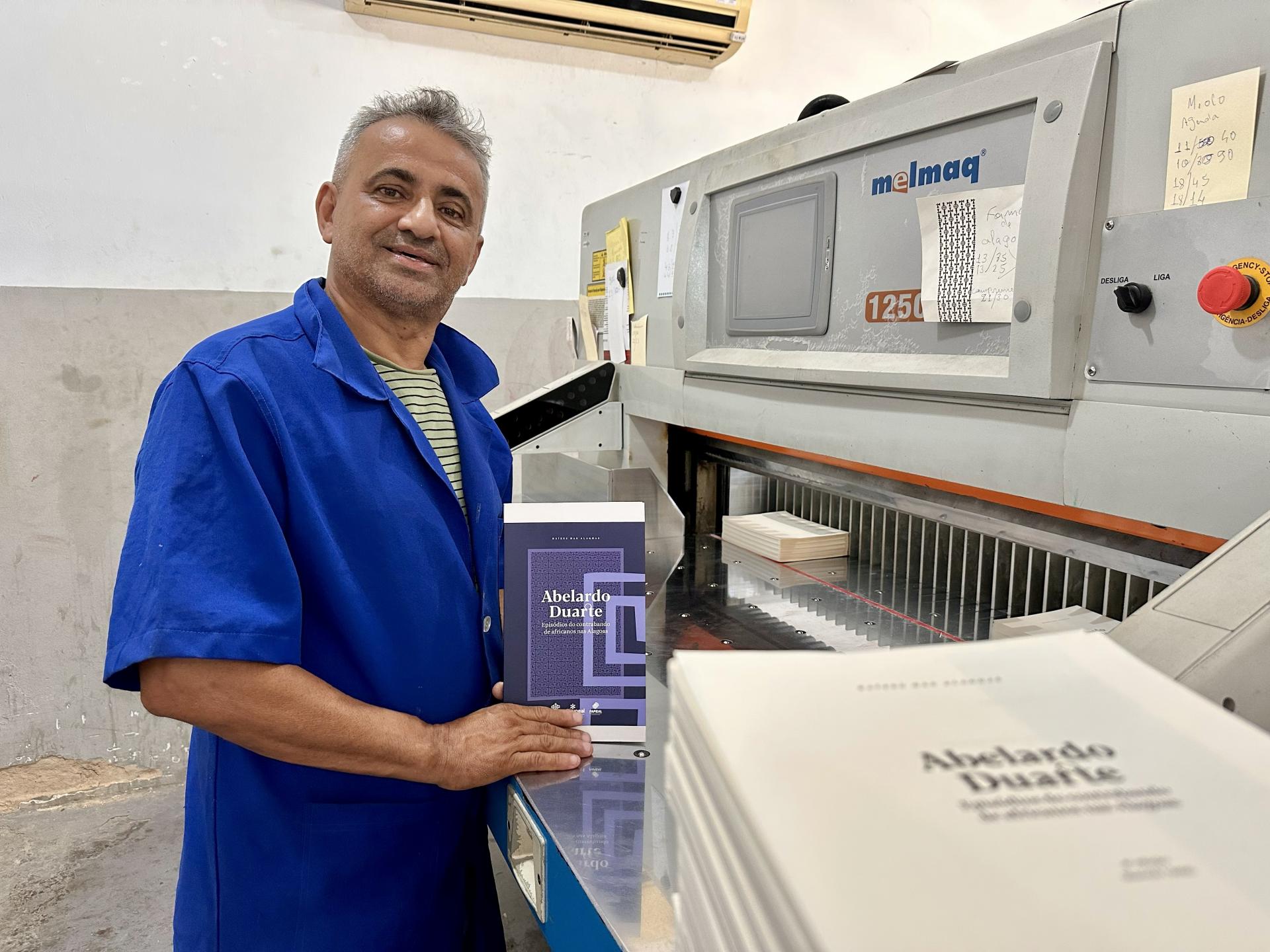 No dia do gráfico, Imprensa Oficial celebra ofício de quem ajuda a disseminar a informação